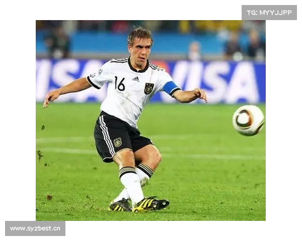 21世纪足坛最强右后卫top10